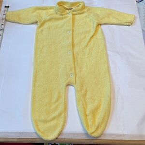 Triplets vintage Yellow infants One Piece, medium opinion 0-3 months
